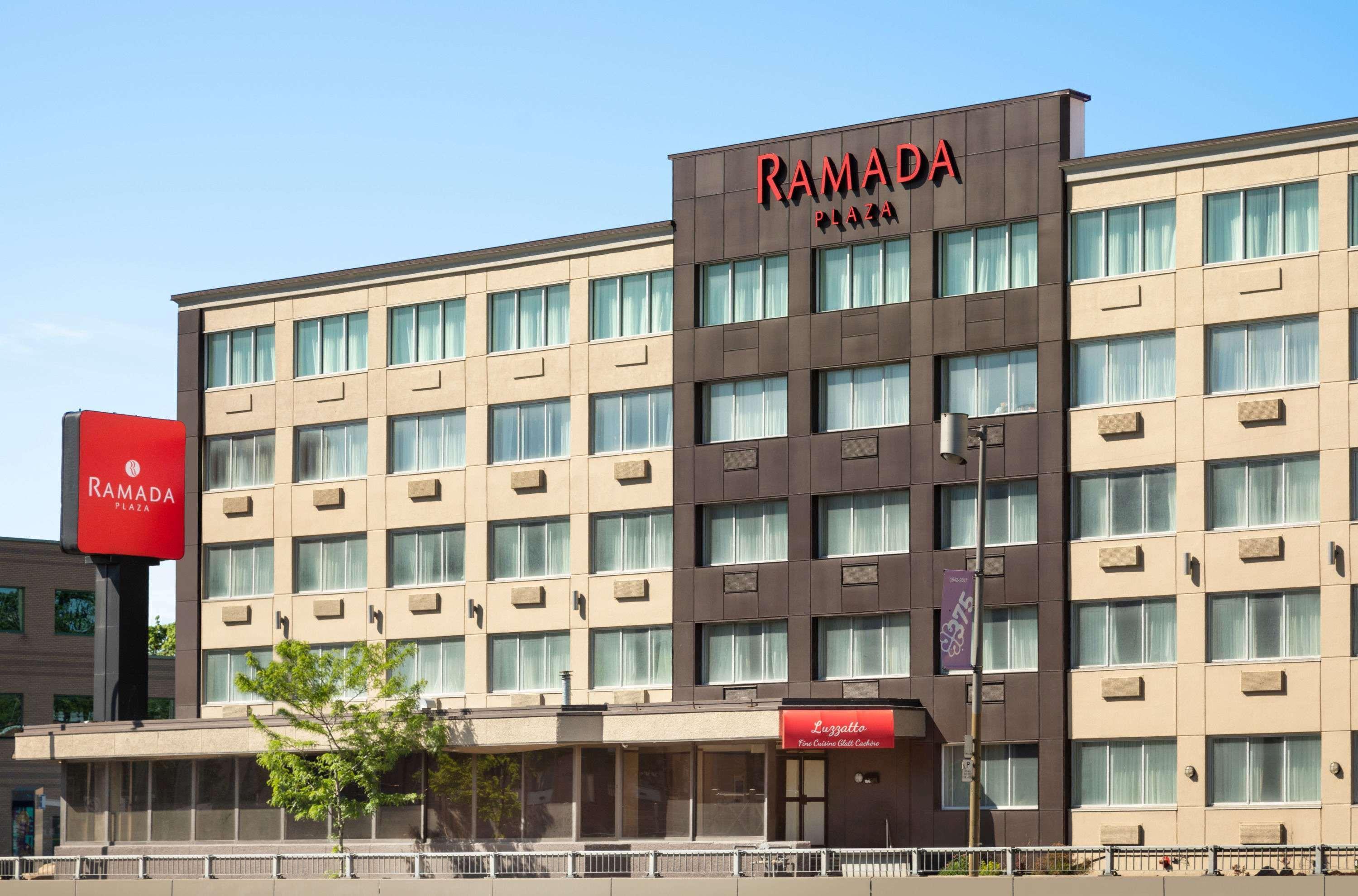 Ramada Plaza By Wyndham Montreal Hotel Exterior photo